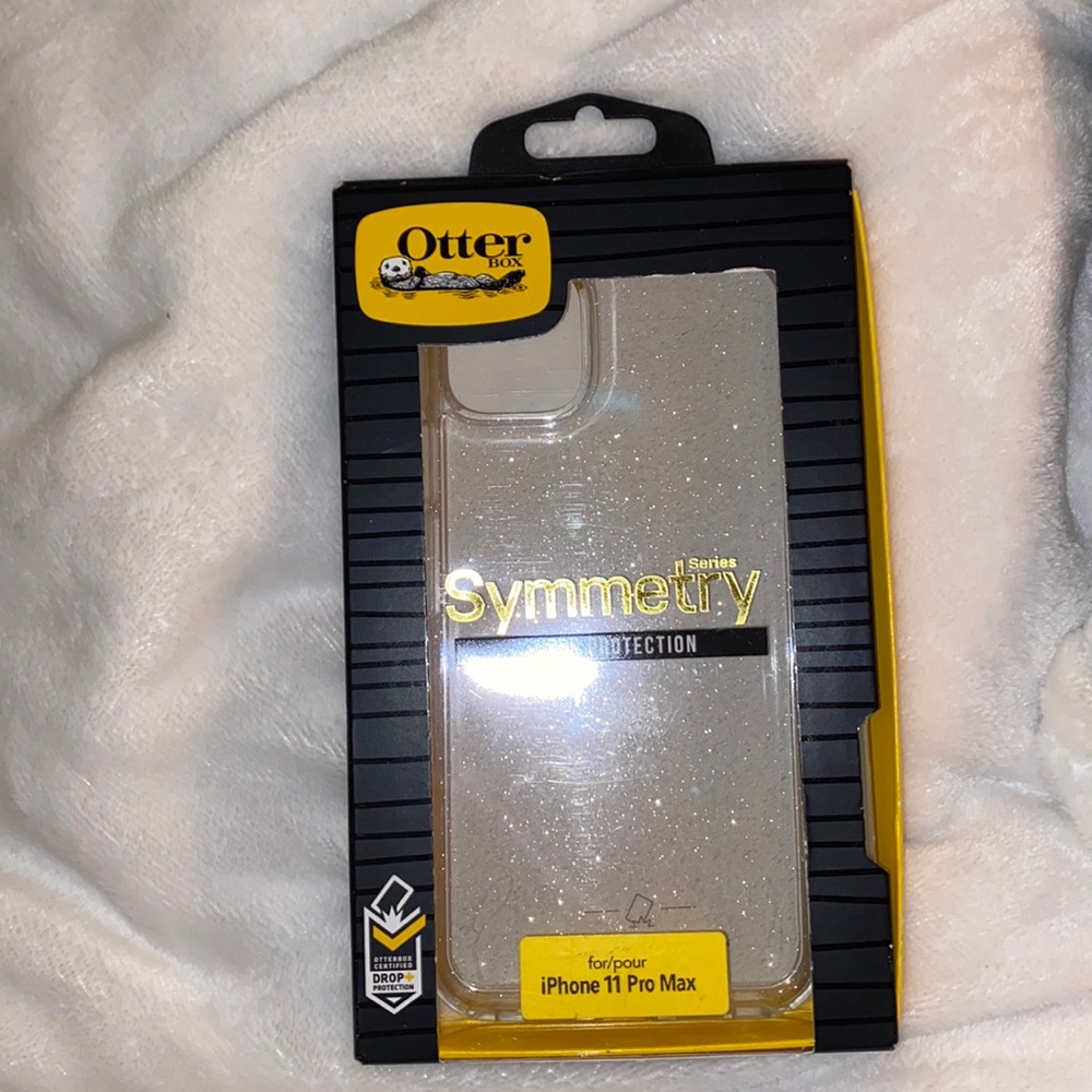 Brand new IPhone 11 Pro Max Otterbox Case